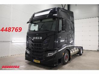 damaged trucks Iveco S-way 460 LNG LED ACC Frigoblock Standairco 2021/5