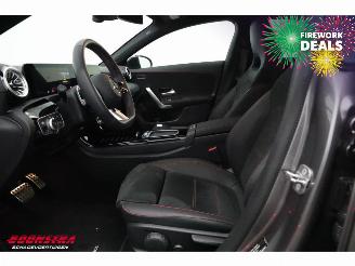 Mercedes Cla-klasse 180 Shooting Brake Star Ed. 7G-T AMG LED ACC Camera SHZ 6.727 km! picture 17