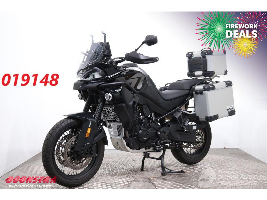 CFMoto  800 MT Explorer LED Navi Cruise SHZ Heizgriffe 6.262 km!