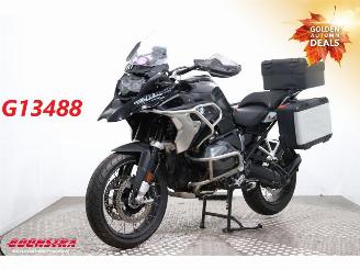 krockskadad bil motor BMW R 1250 GS Triple Black 3X Pakket! 2023/1