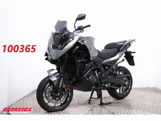 skadebil motor Honda  NT1100 A ABS Cruise 8.736 km! 2023/3