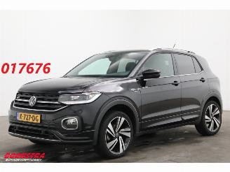 Voiture accidenté Volkswagen T-Cross 1.0 TSI DSG R-Line Virtual LED ACC Navi PDC SHZ 37.431 km! 2020/11