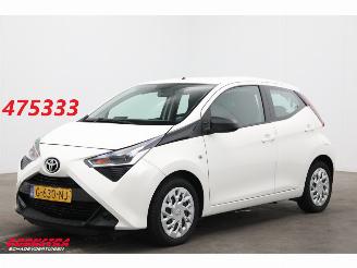 Unfallwagen Toyota Aygo 1.0 VVT-i x-play limited Airco Bluetooth Cruise Camera 74.091 km! 2020/3