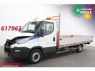 Vaurioauto  commercial vehicles Iveco Daily 35S16 Pritsche Airco Cruise 60.737 km! 2018/10