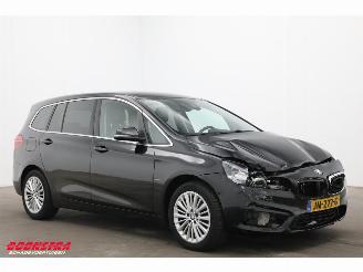 BMW 2-serie Gran Tourer 220i Luxury LED Leder HUD Navi Clima Cruise SHZ picture 2