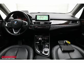 BMW 2-serie Gran Tourer 220i Luxury LED Leder HUD Navi Clima Cruise SHZ picture 14