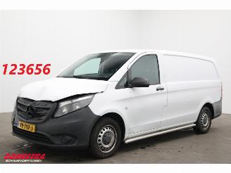 krockskadad bil bedrijf Mercedes Vito 116 CDI Lang Navi Airco Camera AHK 2016/4
