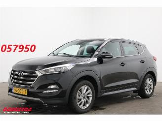 Damaged car Hyundai Tucson 1.6 GDi Comfort Navi Clima Cruise Camera SHZ PDC AHK 2015/10