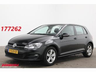 Vaurioauto  passenger cars Volkswagen Golf 1.2 TSI Trendline 5-DRS Navi Clima Cruise SHZ PDC AHK 2014/2