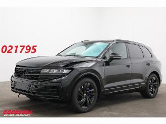 Unfallwagen Volkswagen Touareg R 3.0 TSi 4Motion PHEV Pano HUD 360° Ventilatie ACC LRHZ AHK 2024/7