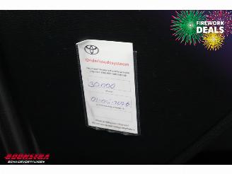 Toyota Corolla Hybrid 140 GR Sport LED ACC Navi Clima Camera SHZ 23.451 km! picture 23