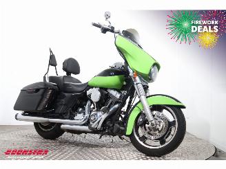 Harley-Davidson  FLHX Street Glide LED RC Exhaust picture 2