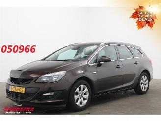 Opel Astra Sports Tourer 1.4 Turbo Business + picture 1