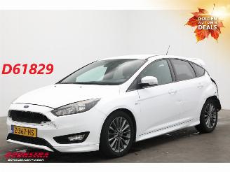 Ford Focus 1.0 ST-Line Navi Airco Cruise PDC 112.831 km! picture 1