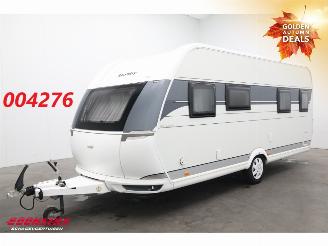 krockskadad bil caravan Hobby  495 De Luxe Fietsendrager Frans Bed BY 2021 2021/5