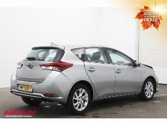 Toyota Auris 1.8 Hybrid Dynamic Navi Clima Cruise PDC 169.034 km! picture 3
