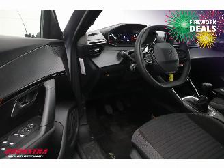 Peugeot 2008 1.2 PureTech Active Bluetooth Airco Cruise PDC 47.563 km! picture 21
