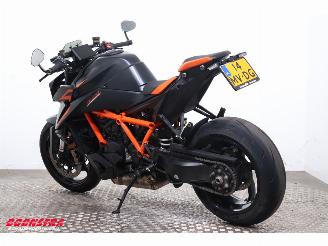 KTM  1390 SuperDuke R Akrapovic LED Cruise picture 4