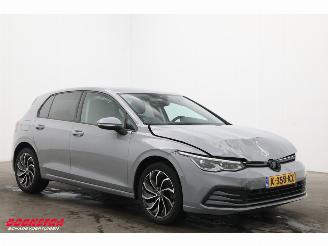 Volkswagen Golf 1.0 TSI Life LED ACC Memory Virtual H/K. picture 2