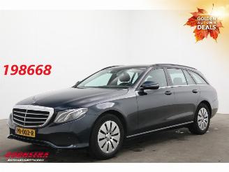 krockskadad bil auto Mercedes E-klasse Estate 220 d Ambition 9G-T. Erstbesitzer!! LED Navi Clima Cruise Camera SHZ PDC AHK 2017/5