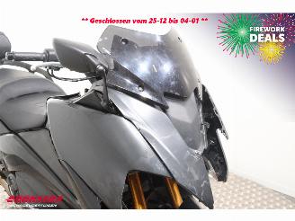 Yamaha  T-Max 530 Black Max Akrapovic picture 12