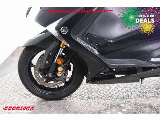 Yamaha  T-Max 530 Black Max Akrapovic picture 22