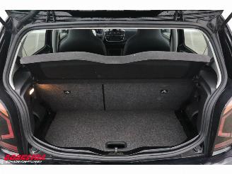 Volkswagen Up! 1.0 5-DRS Airco Bluetooth 33.429 km! picture 20