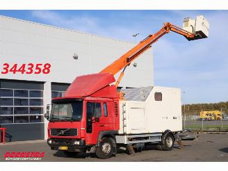 occasion trucks Volvo FL 220 Hubarbeitsbuhne Custers T200 18T 2003/5