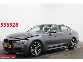 Vaurioauto  passenger cars BMW 3-serie 318i M-Sport Aut. LED Leder Navi Clima Cruise SHZ 120.976 km! 2018/3