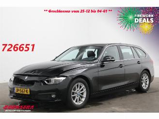 Vaurioauto  passenger cars BMW 3-serie Touring 320d EDE Centennial Aut. Navi Clima Cruise PDC AHK 2016/5