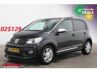 krockskadad bil auto Volkswagen Up! 1.0 TSI BMT high up! Pano Clima Cruise SHZ 2016/10