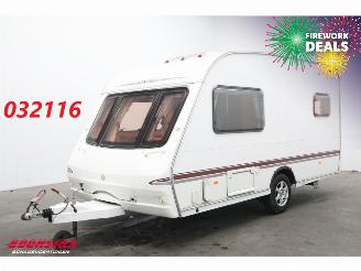 krockskadad bil caravan Swift  Charisma 220 BY 2006 Oven 2006/7