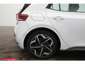Volkswagen ID.3 Pro S 77 kWh LED ACC LRHZ Navi SHZ PDC picture 6