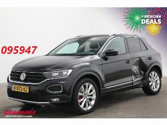 Vaurioauto  passenger cars Volkswagen T-Roc 1.5 TSI DSG Sport LED ACC Navi Clima Camera SHZ PDC AHK 2020/3