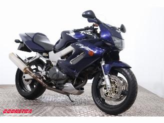 Honda  VTR 1000F Firestorm picture 2