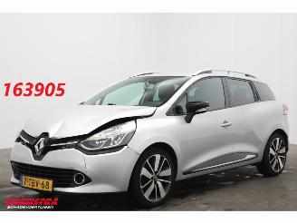 damaged passenger cars Renault Clio Estate 0.9 TCe Dynamique Navi Airco Cruise PDC 2014/2