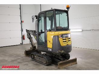 Volvo  EC18D Mini Excavator BY 2017 1.852 uur picture 4