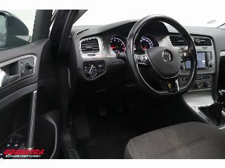 Volkswagen Golf 1.0 TSI Comfortline Navi Clima Cruise PDC AHK 125.216 km! picture 16