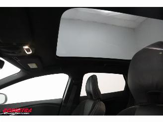 Volvo V-40 1.5 T3 Aut. R-Design LED H/K Navi Clima Cruise Camera SHZ 91.709 km! picture 17