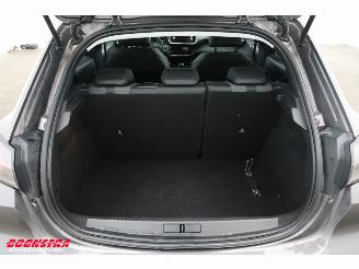Peugeot 208 1.2 PureTech Allure Navi Clima Cruise PDC picture 24