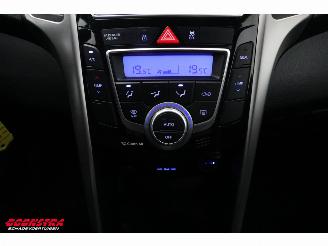 Hyundai I-30 1.6 GDI Go! Navi Clima Cruise Camera PDC 94.708 km! picture 23