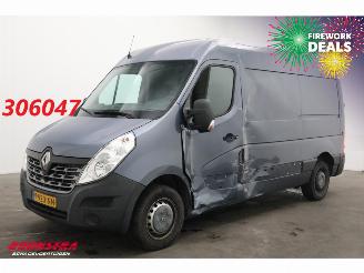 krockskadad bil bedrijf Renault Master 2.3 dCi L2-H2 Navi Airco Cruise Camera PDC 130.732 km! 2018/4
