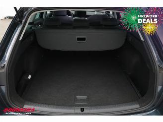 Seat Leon Sportstourer 1.0 eTSI Style LED ACC Apple/Android Clima Camera PDC picture 33