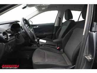 Skoda Fabia 1.0 TSI Ambition Navi Airco Cruise PDC AHK picture 11