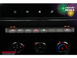 Renault Clio 1.0 TCe 90 Equilibre LED Apple/Android Airco Cruise SHZ PDC picture 24