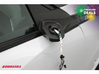 Peugeot e-2008 EV GT 54 kWh LED ACC Navi Clima Camera picture 6