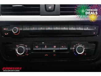 BMW 3-serie 320i EDE Leder Xenon Navi Clima Cruise PDC picture 21