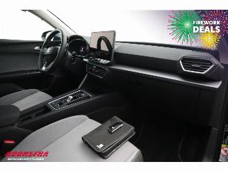 Seat Leon Sportstourer 1.5 eTSI Style Aut. LED ACC Navi Clima Camera 16.633 km! picture 11