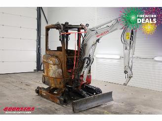 Takeuchi  TB325R LSA 3t BJ2025 picture 2