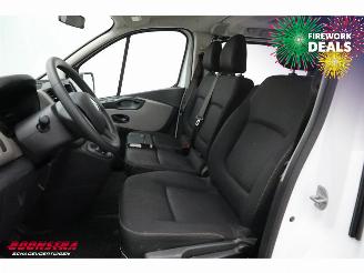 Renault Trafic Passenger 1.6 dCi 125 PK Expression 9-Pers. Airco picture 9